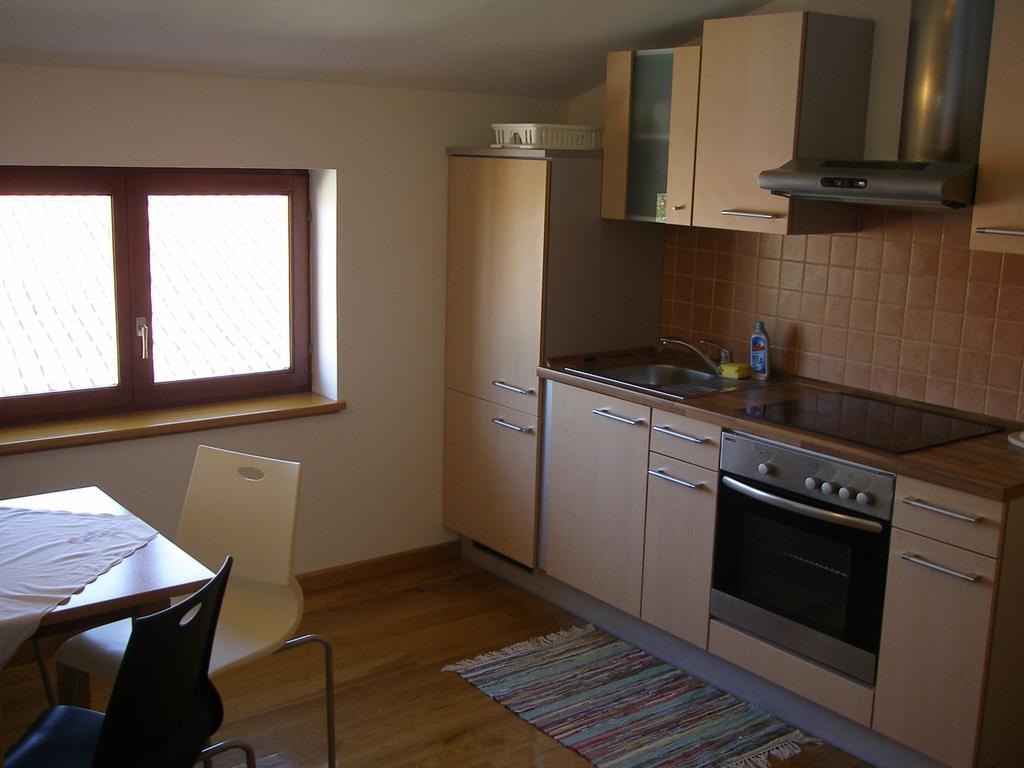 Apartments Premantura Eksteriør billede